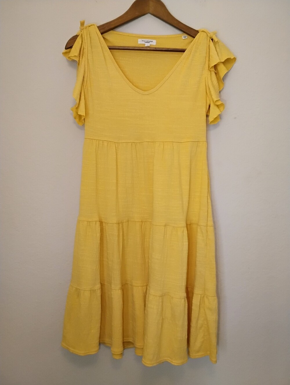 Max Studio Tiered Babydoll Dress Womens‎ XS Canary Yellow Flutter Cap Sleeve